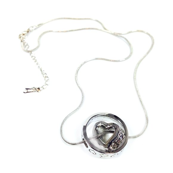 New Swarovski Elements Heart Silver Neckla… - Picture 3 of 5